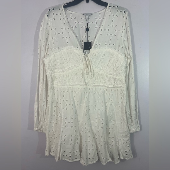 Gianni Bini Dresses & Skirts - Gianni Bini Katrina White Eyelet Dress Large Lined Cotton NWT $169